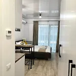 Apartment Mirage *
